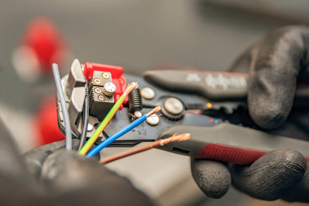 Best Electrical Repair Services  in Mound, MN